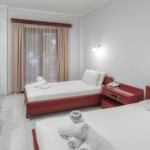 twin-room-polyxrono-hotel-03